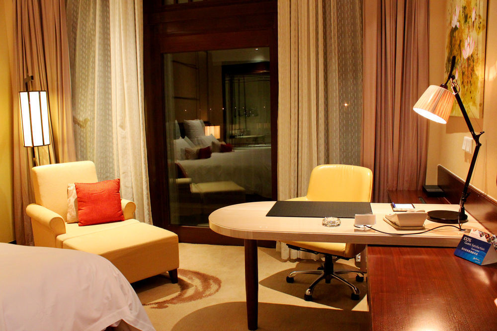 Radisson Blu Resort Wetland Park Wuxi  Ngoại thất bức ảnh